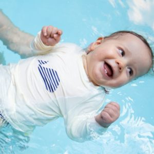 t-shirt bébé piscine
